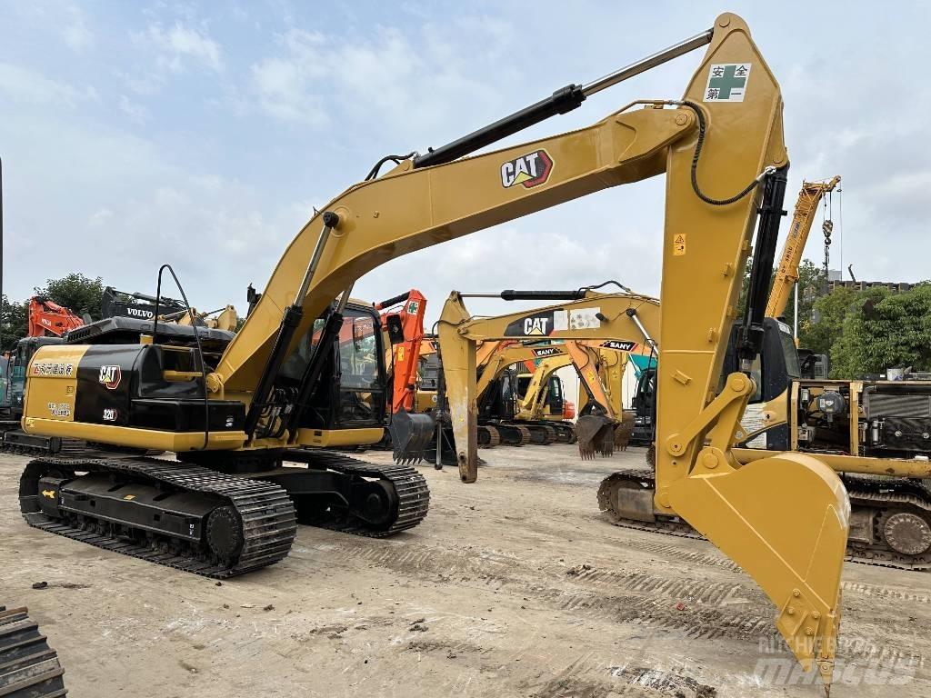 CAT 320 D 대형 굴삭기 29톤 이상