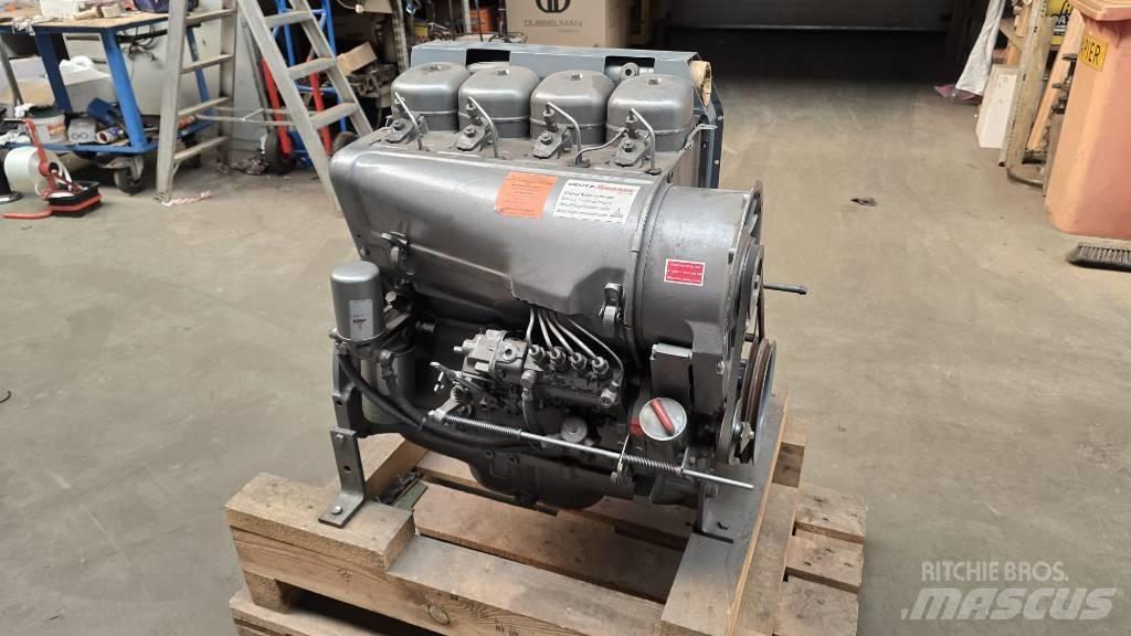 Deutz F4L912 엔진