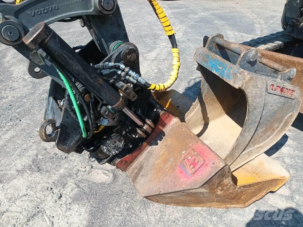 Volvo ECR 88 PLUS 중형굴삭기 7톤-28톤