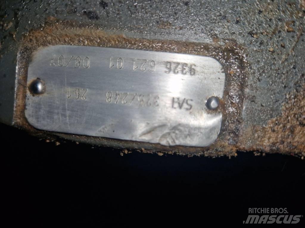 Liebherr R 964 B 섀시 및 서스펜션