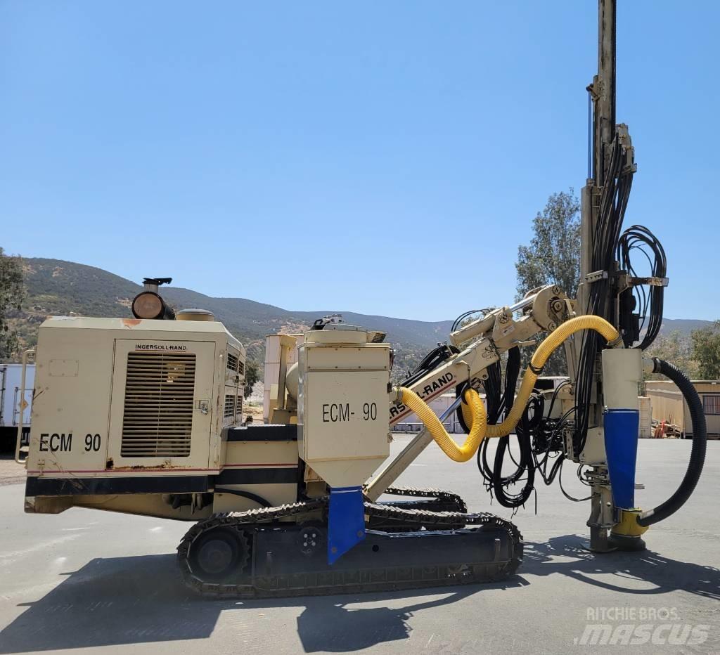 Atlas Copco ECM 490 도로 굴착기