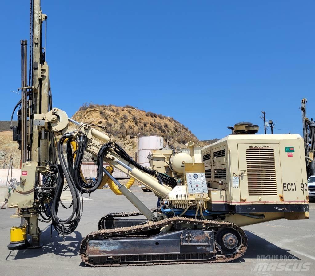 Atlas Copco ECM 490 도로 굴착기