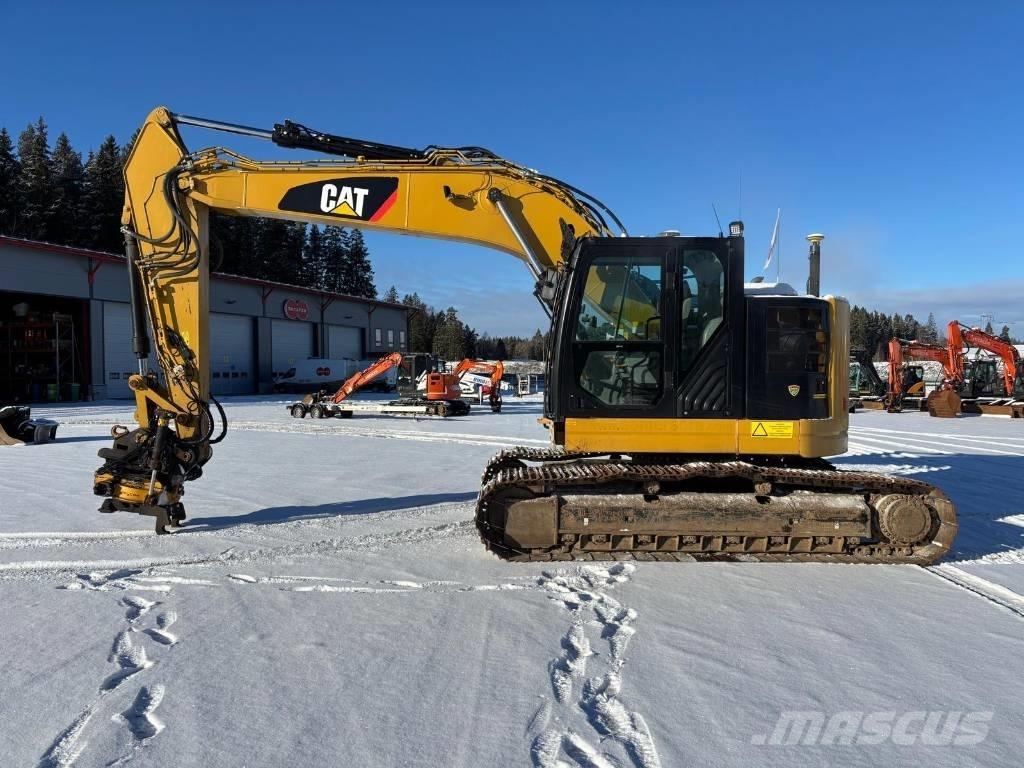 CAT 325 FL CR 대형 굴삭기 29톤 이상