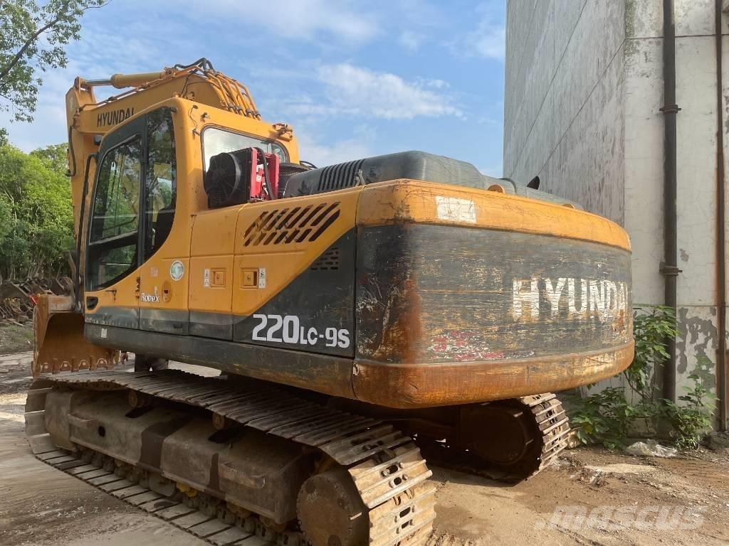 Hyundai 220LC-9S 대형 굴삭기 29톤 이상