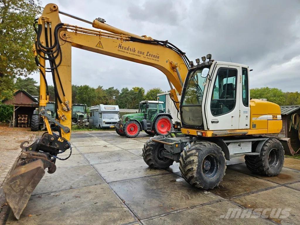 Liebherr A 314  휠 굴삭기