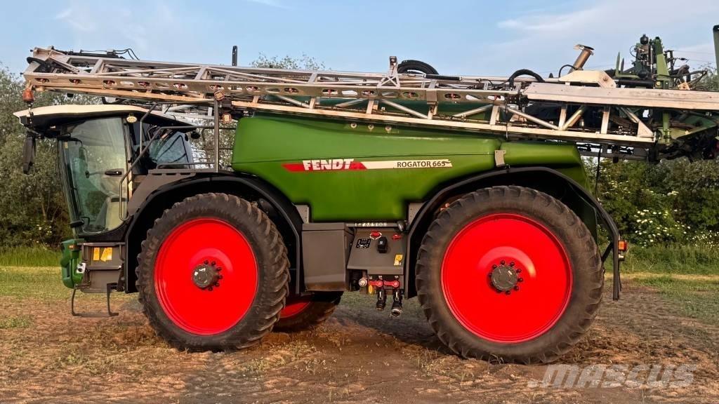 Fendt Rogator 665 자주 동력 분무기