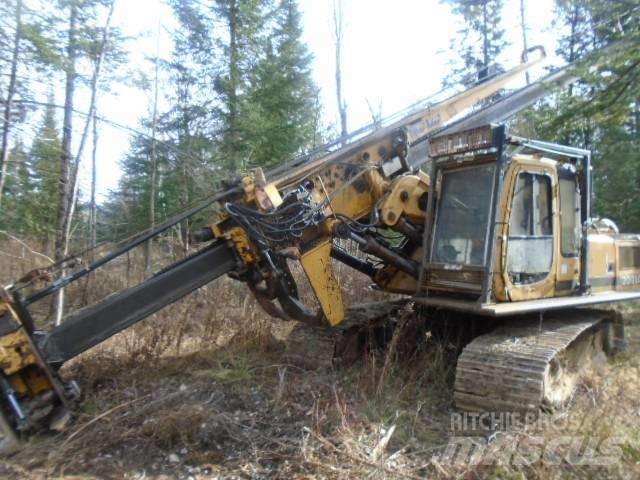 John Deere 200 LC 가지치기 장비