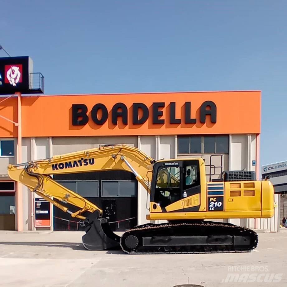Komatsu PC 210 LC-11 대형 굴삭기 29톤 이상