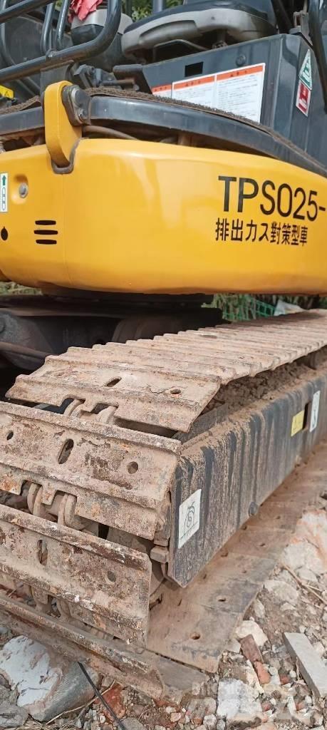 Komatsu PC35 소형 굴삭기 7톤 미만