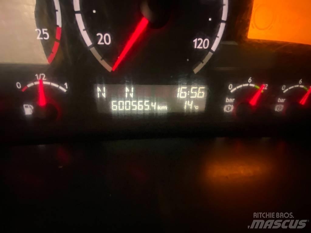 Scania P 380 차량 수송차