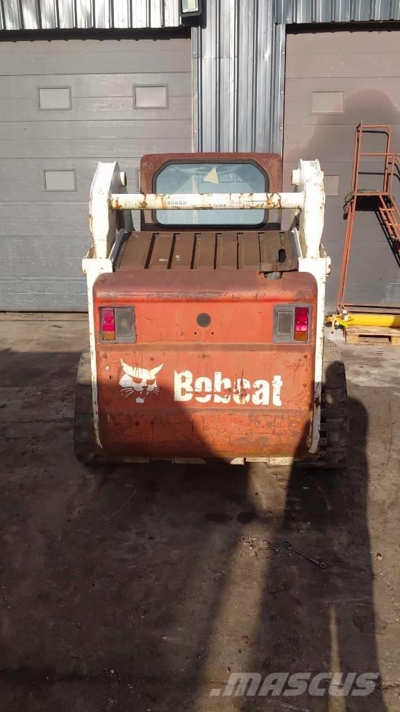 Bobcat T 190 궤도식 로우더