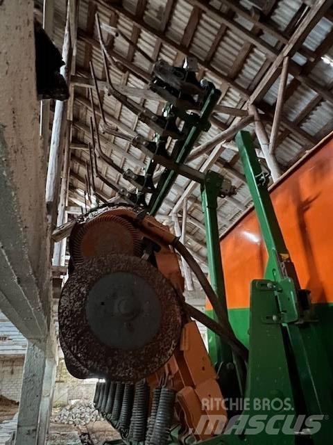 Amazone Citan 6000 드릴