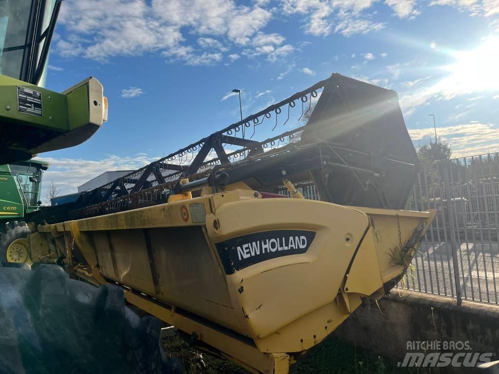 New Holland Tipo 30 콤바인 헤드
