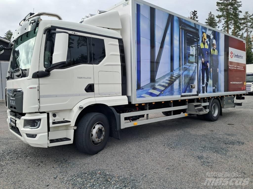 MAN TGM 15.250 탑차 트럭