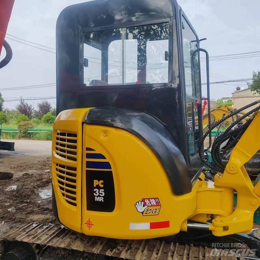 Komatsu PC 35 MR 소형 굴삭기 7톤 미만