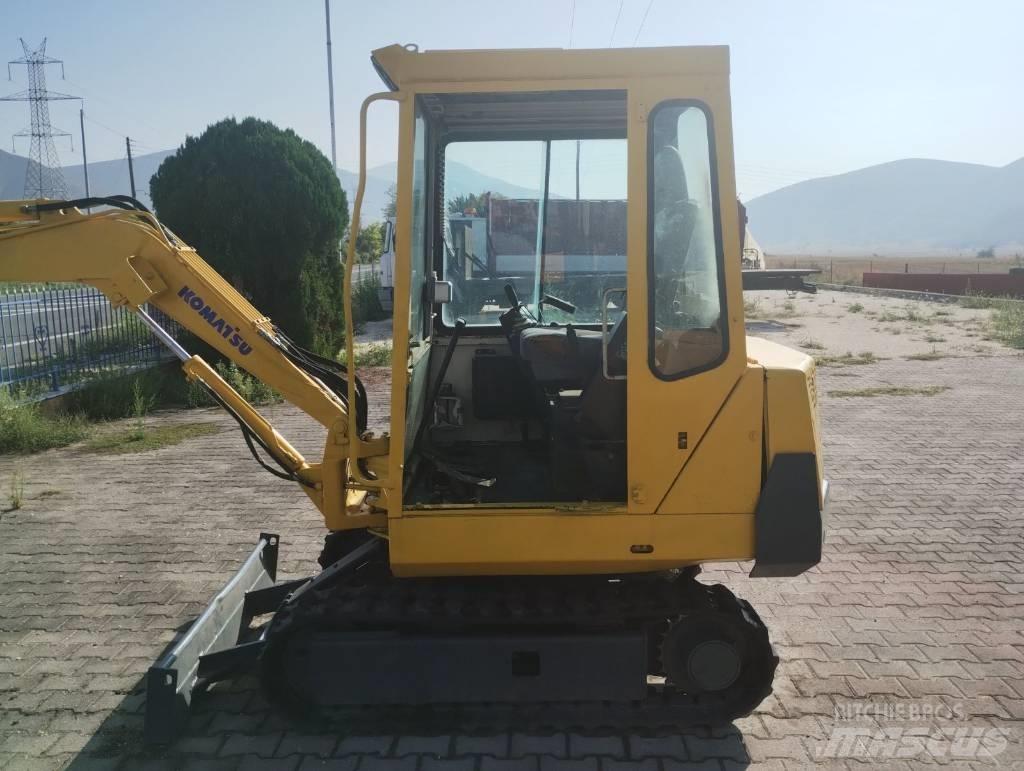 Komatsu PC 10 대형 굴삭기 29톤 이상