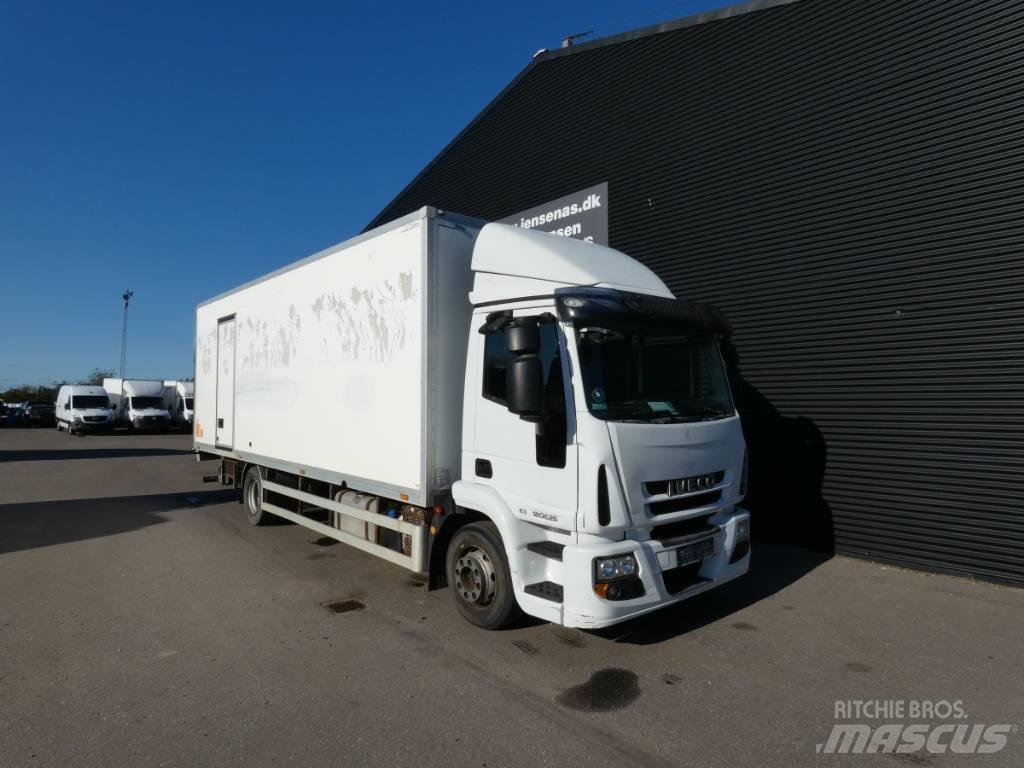 Iveco 120E 25 탑차 트럭