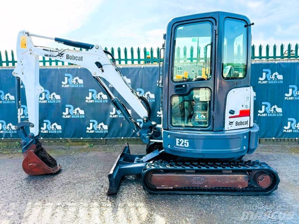 Bobcat E 25 소형 굴삭기 7톤 미만