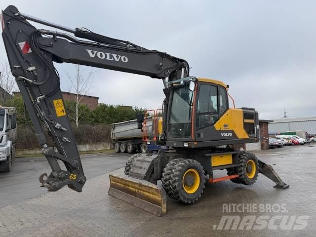 Volvo EW 220 E  휠 굴삭기