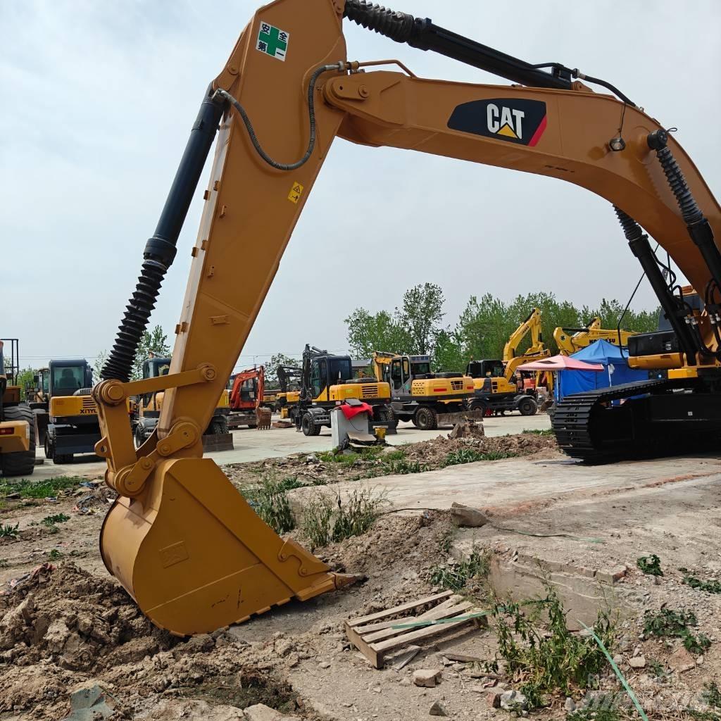 CAT 330D2 대형 굴삭기 29톤 이상