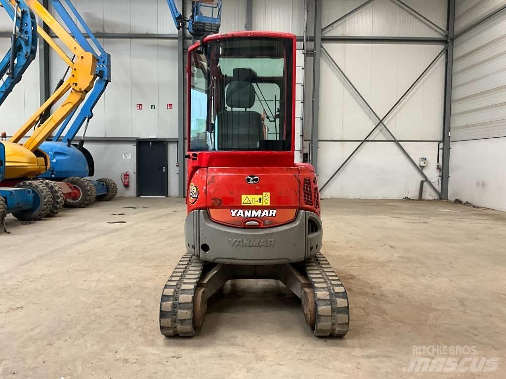 Yanmar Vio 25-4 소형 굴삭기 7톤 미만