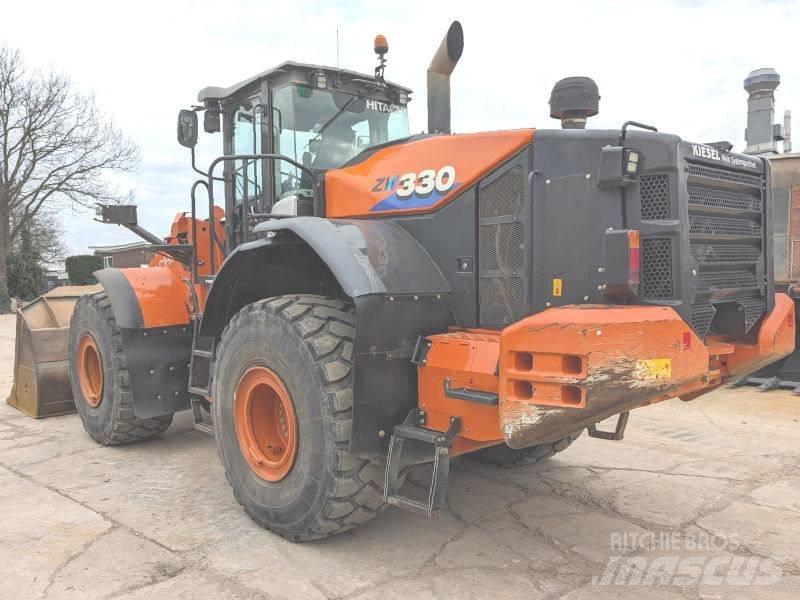 Hitachi ZW 330  휠로우더