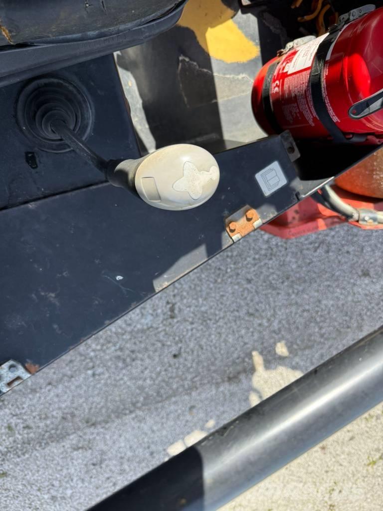 Dynapac CA 134 D 싱글 드럼 롤러