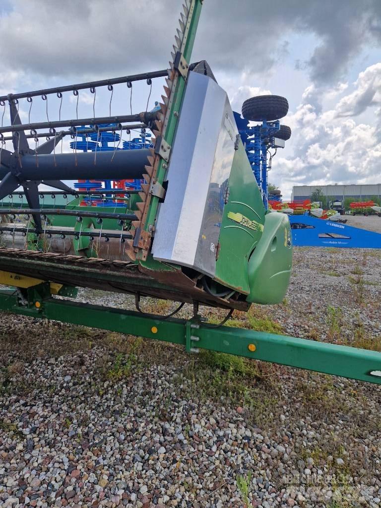 John Deere T670 콤바인 수확기