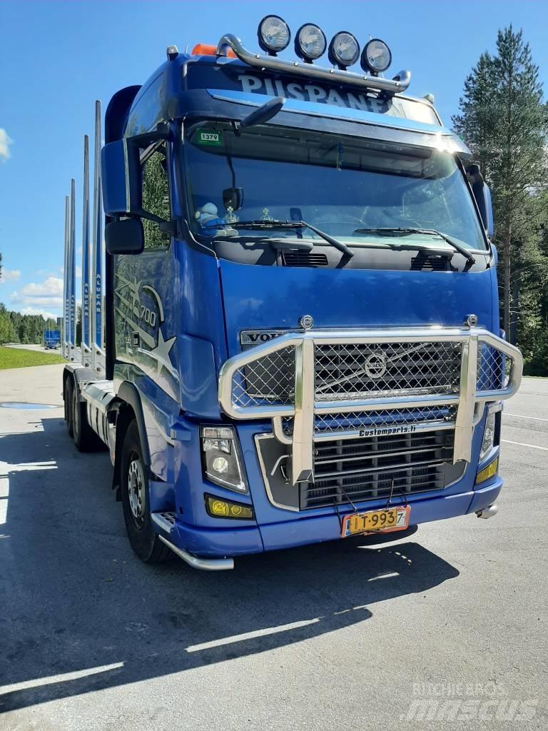 Volvo FH 16 목재 트럭
