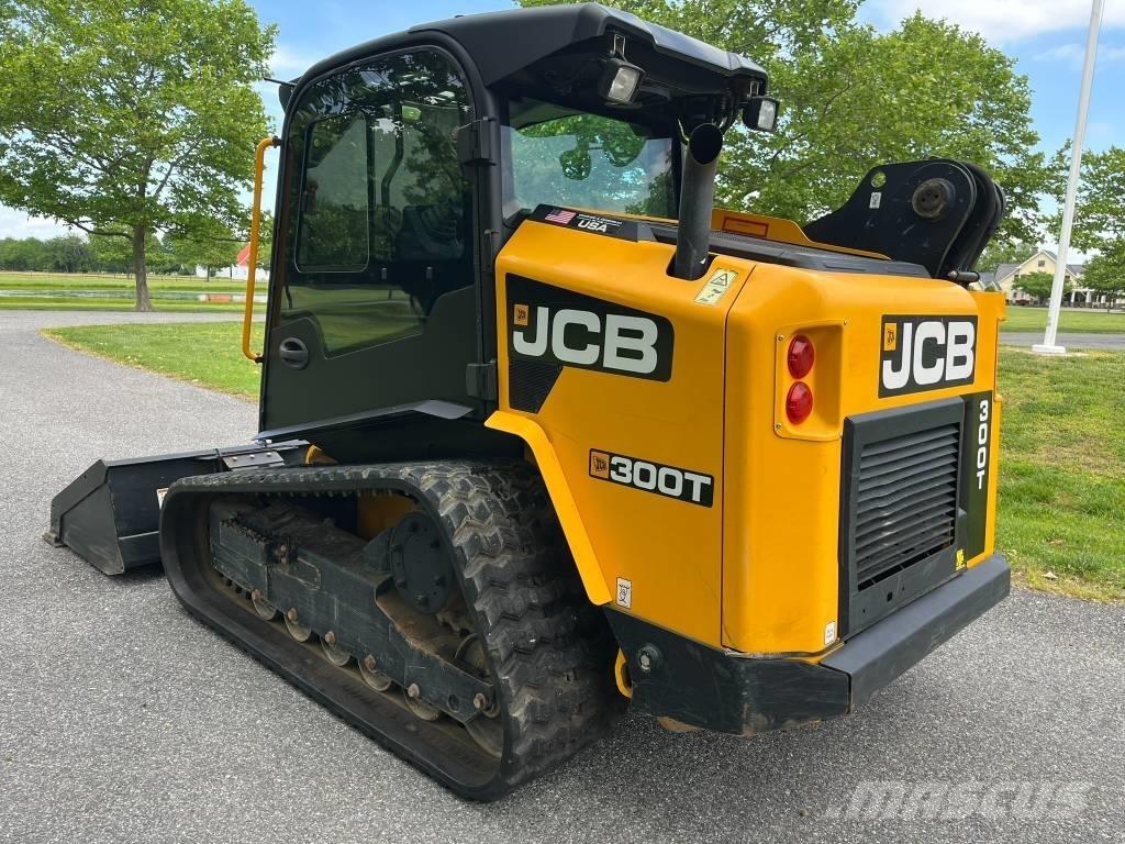 JCB 300 T  스키드로더