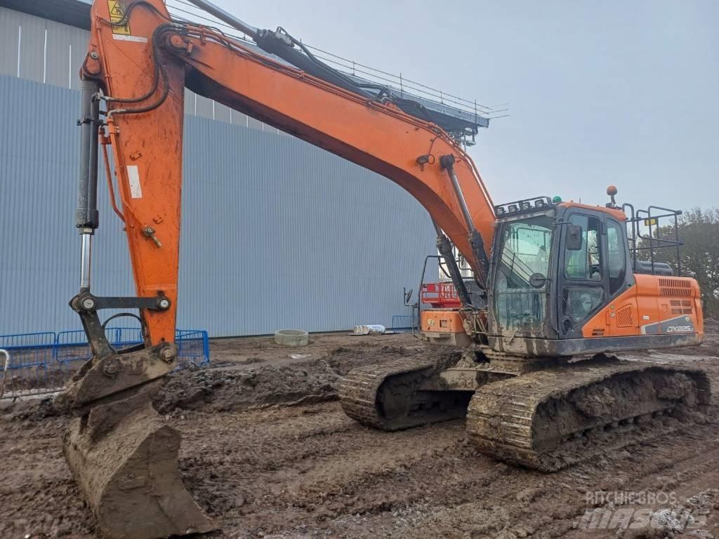 Doosan DX 225 LC-5 대형 굴삭기 29톤 이상