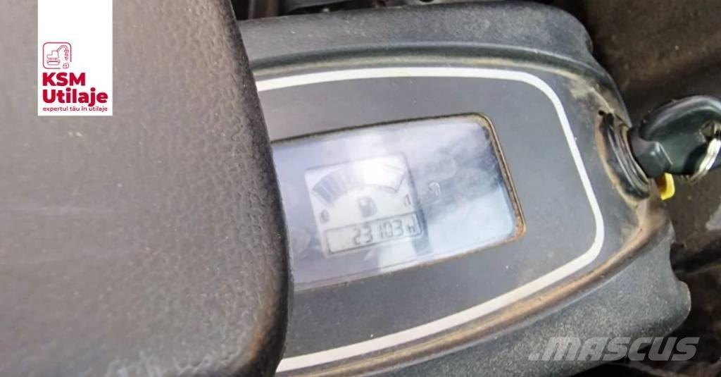 JCB 8029 CTS 소형 굴삭기 7톤 미만