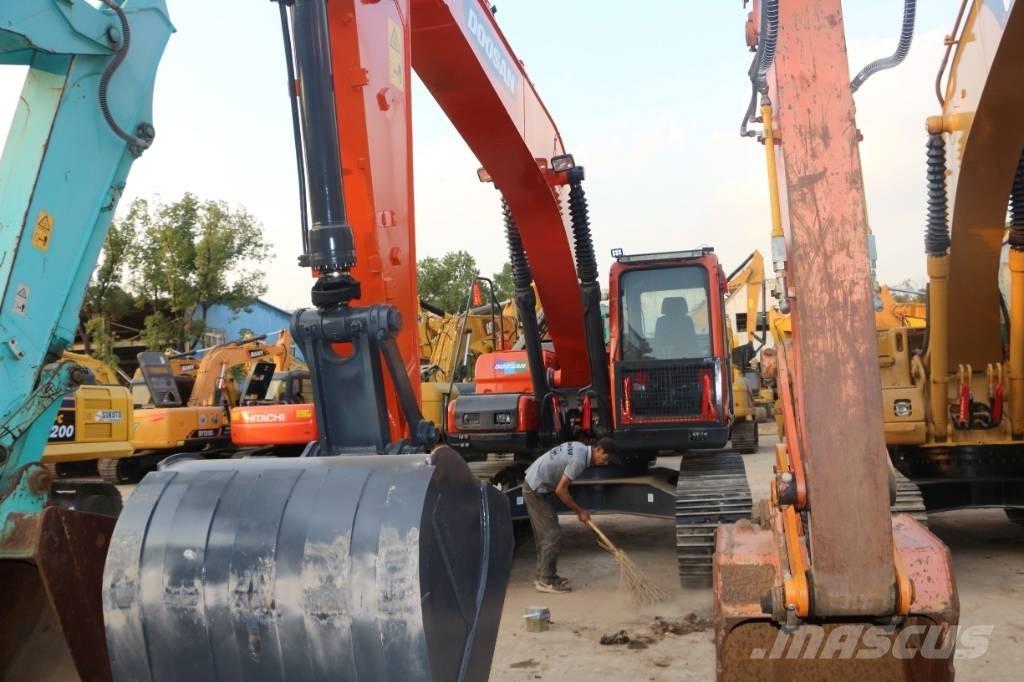 Doosan dx225 대형 굴삭기 29톤 이상