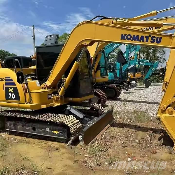 Komatsu PC 70 대형 굴삭기 29톤 이상