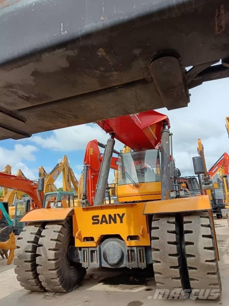 Sany SRSC 45 C30 리치 스태커