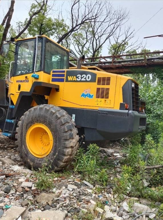 Komatsu WA 320-5  휠로우더