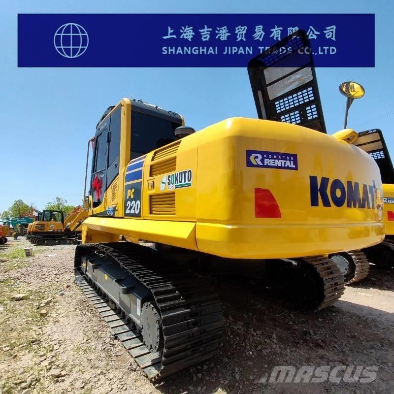 Komatsu PC 220 대형 굴삭기 29톤 이상