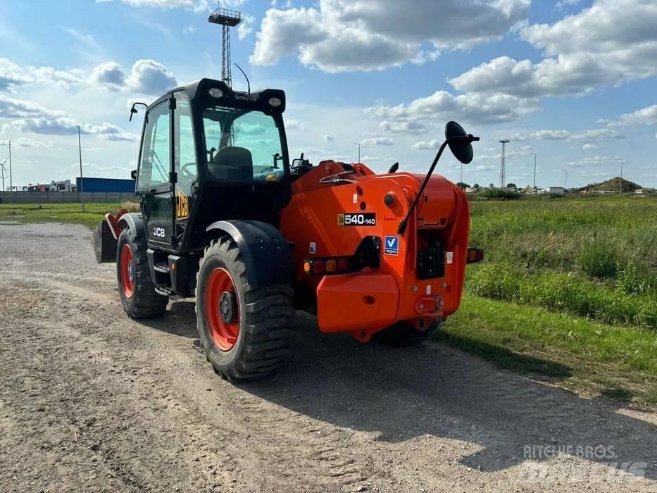 JCB 540-140 텔러 핸들러