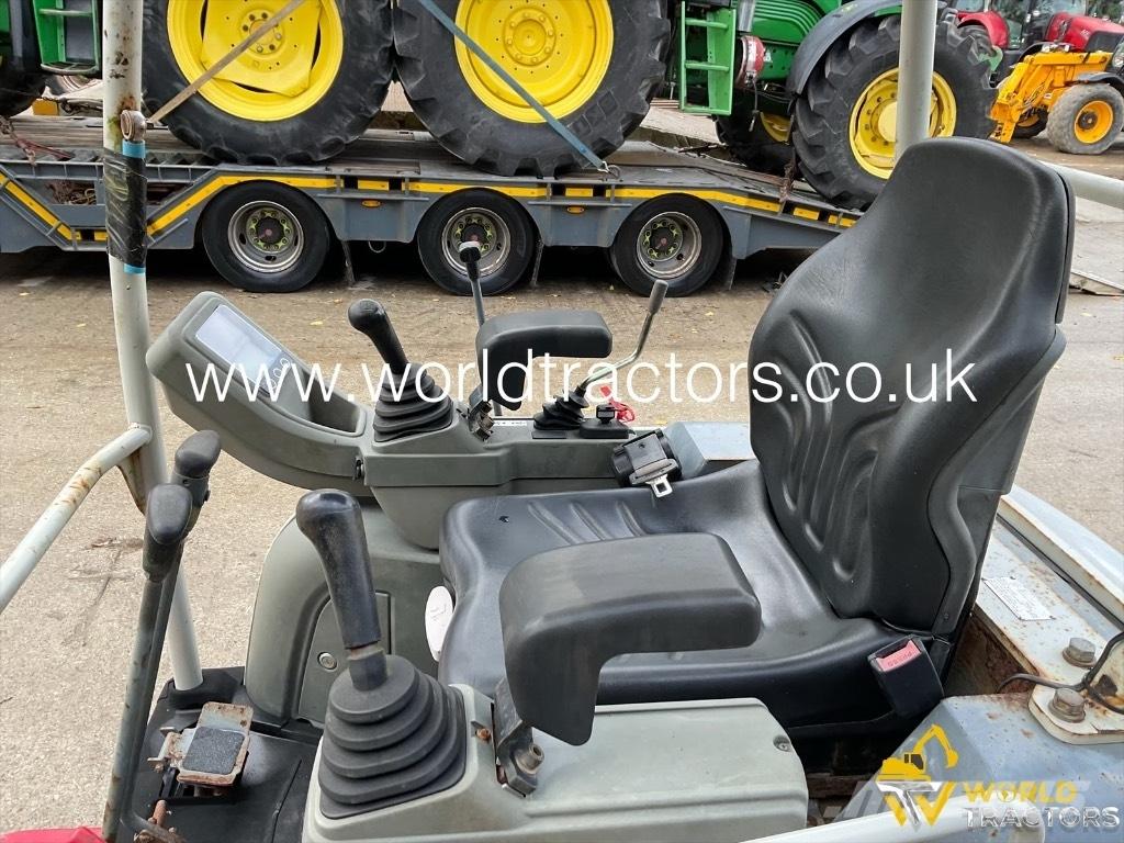 Takeuchi TB 216 소형 굴삭기 7톤 미만