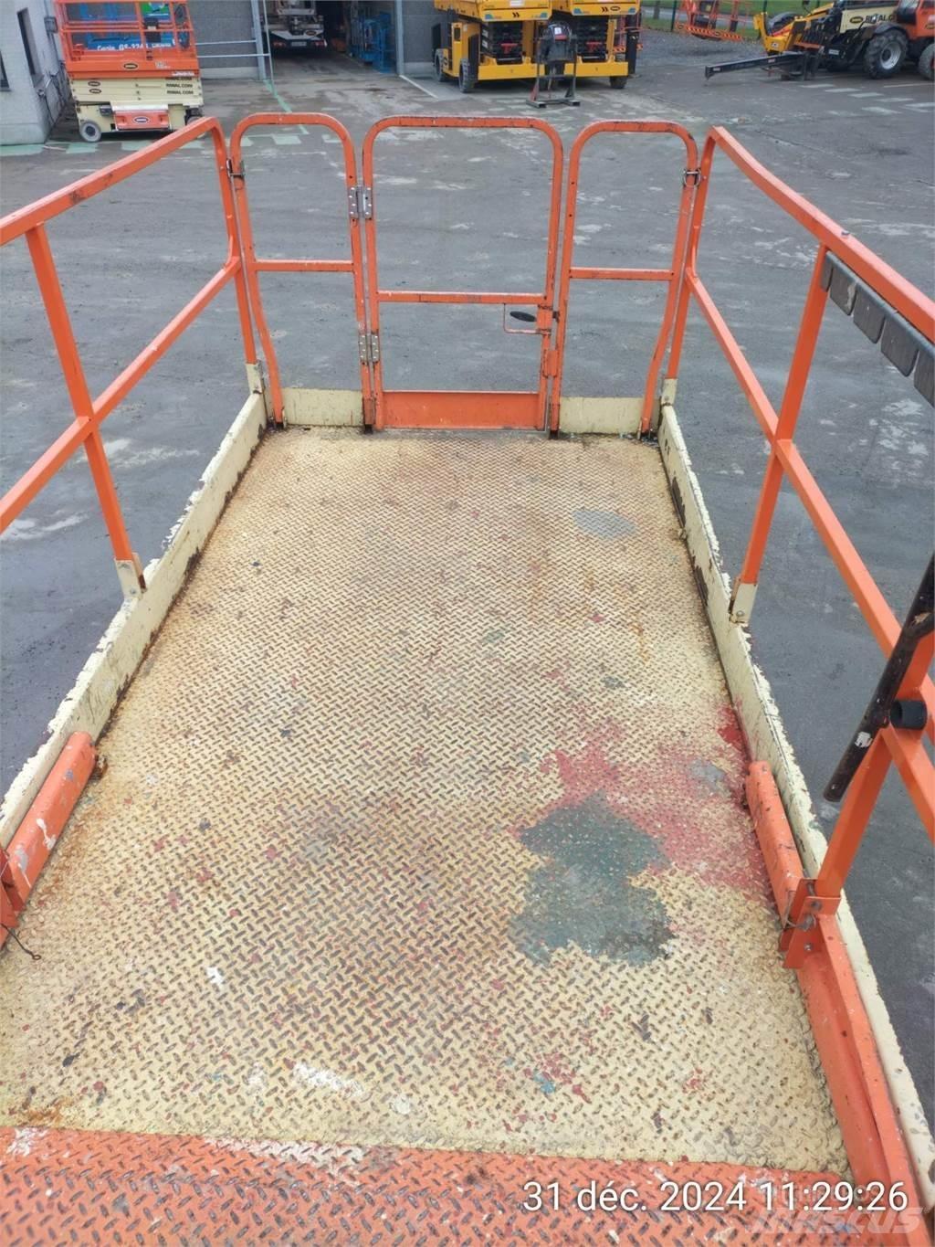 JLG 4069LE 가위형 리프트