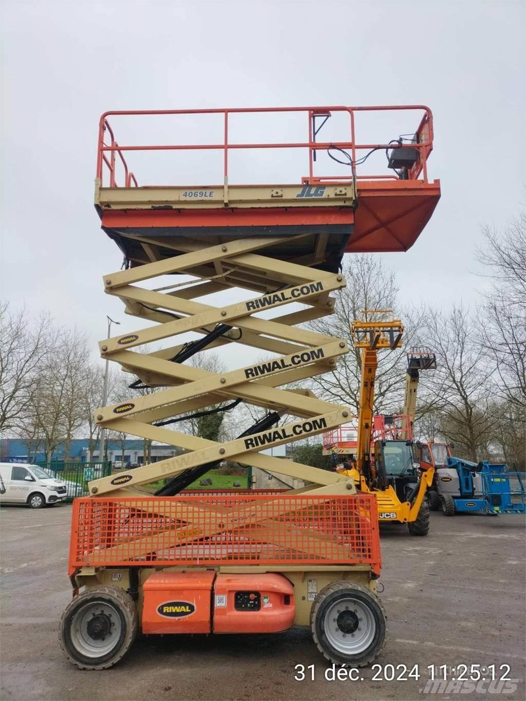 JLG 4069LE 가위형 리프트