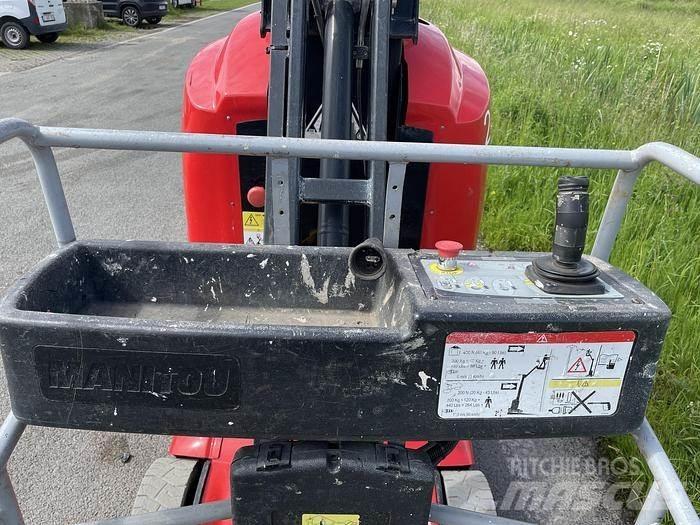 Manitou 100VJR 가위형 리프트
