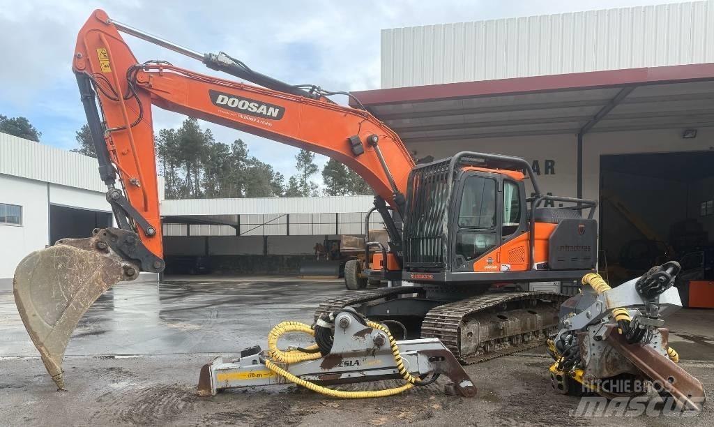 Doosan DX 235 굴삭기