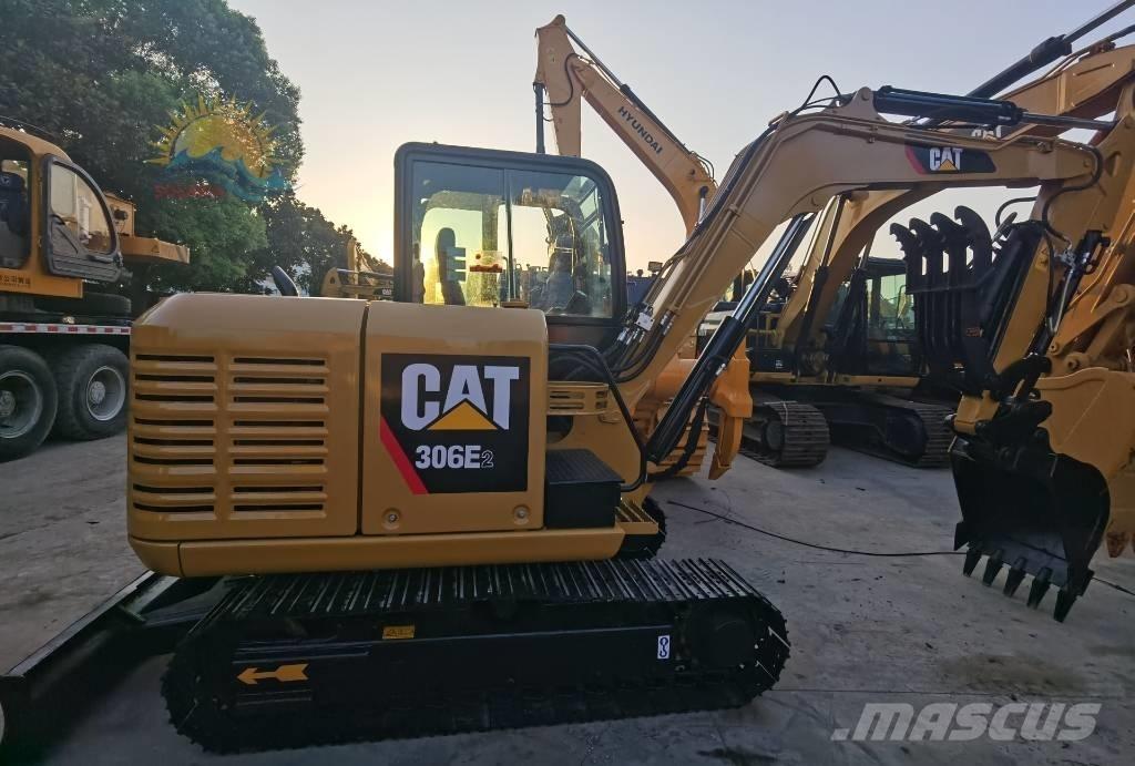 CAT 306E2 대형 굴삭기 29톤 이상