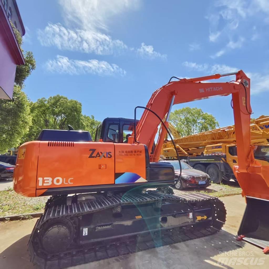 Hitachi ZX 130 대형 굴삭기 29톤 이상