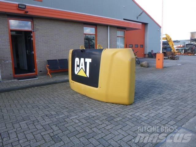CAT 336 F L 섀시 및 서스펜션