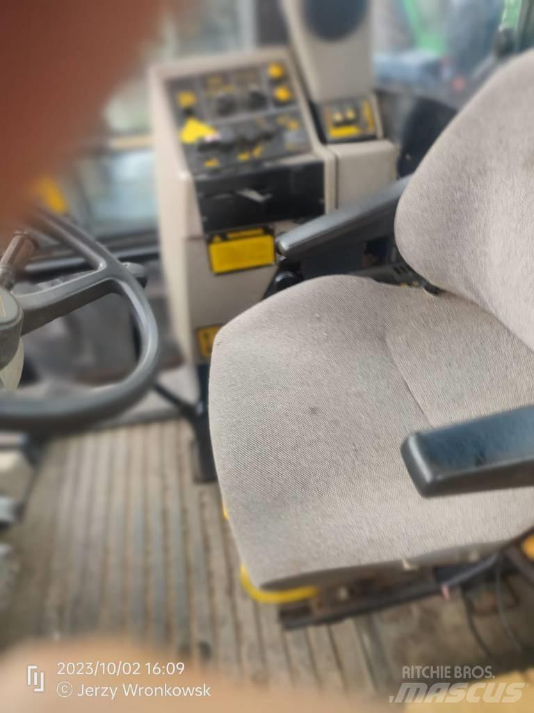 JCB 1135 4WS 트랙터