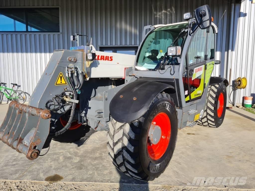 CLAAS Scorpion 9055 텔러 핸들러