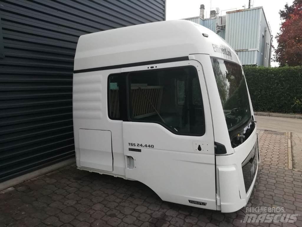 MAN TGS LX EURO 6 캐빈 및 인테리어