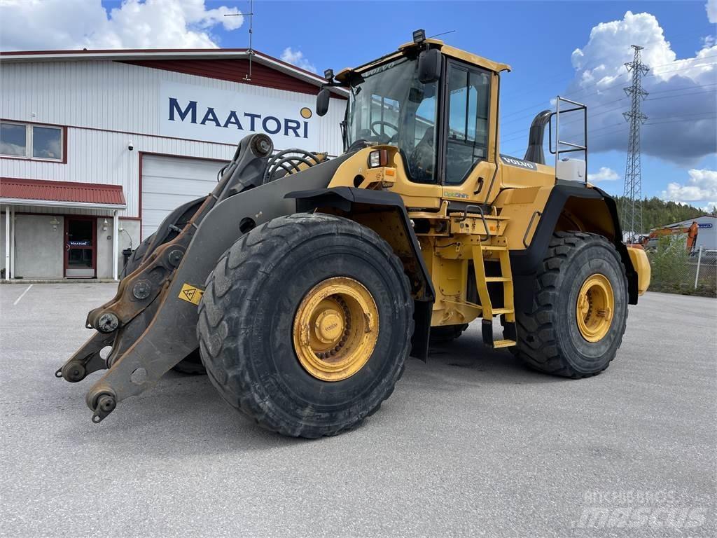 Volvo L220G  휠로우더